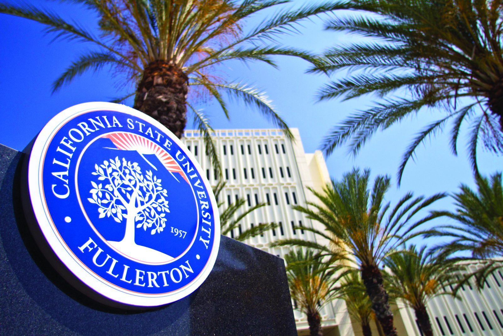 Studera i Los Angeles på CSU Fullerton på blueberry.nu