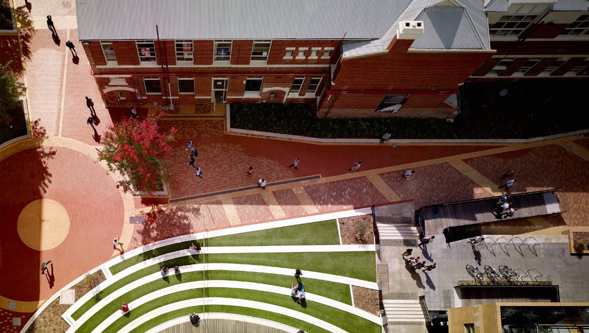 studera utomlands på swinburne university of technology, australien, melbouren, campus, bird view