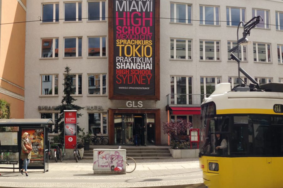Utsida av GLS Berlins campus